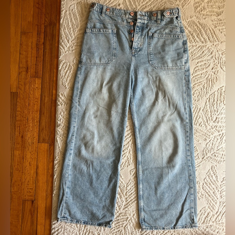 We The Free Palmer Cuffed Jeans in La La Land Wash - Picture 2 of 6